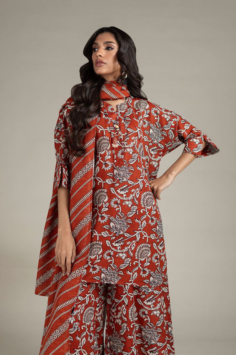 https://us.khaadi.com/dw/image/v2/BJTG_PRD/on/demandware.static/-/Sites-khaadi-master-catalog/default/dw360a360e/images/hi-res/otd4-ex22-10sa_multi_1.jpg?sw=800&sh=1200