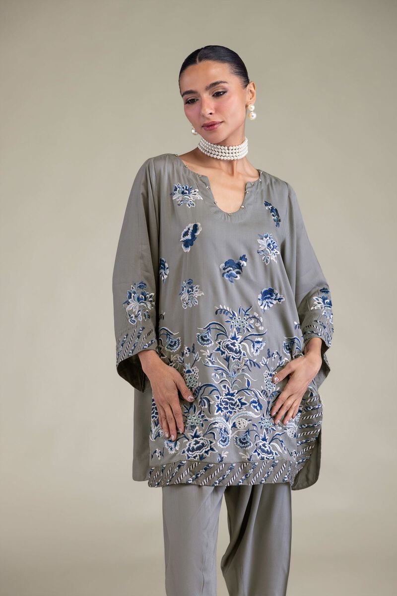 Embroidered | Raw Silk | Floral Silk Kurta | USD 60.00