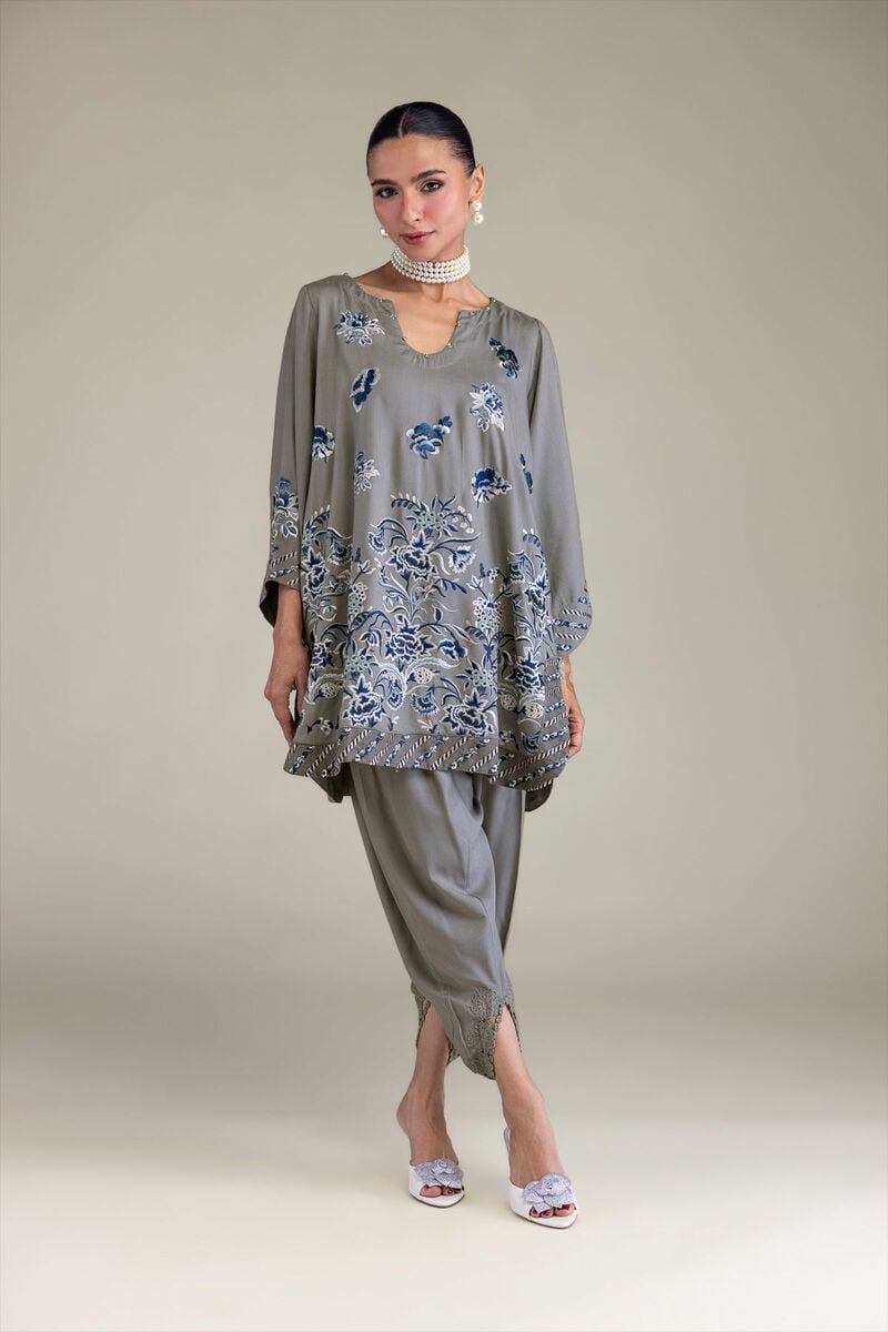 Embroidered | Raw Silk | Floral Silk Kurta | USD 60.00