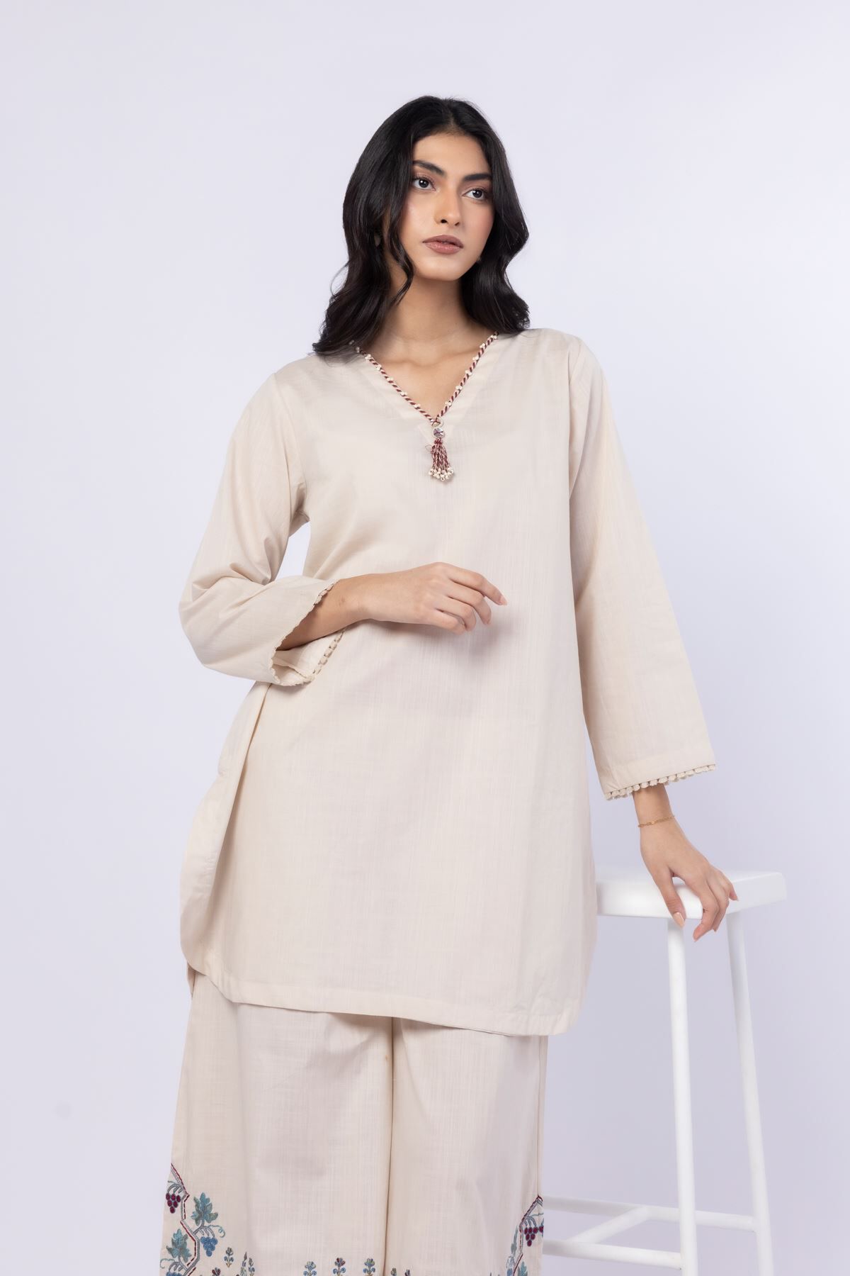 本日限定値下げYANTORKhadi Cotton Pullover-Beige Buy Kurta | 0.0 N/A | 25-05E55-05TA-VG_MULTI | Khaadi United States