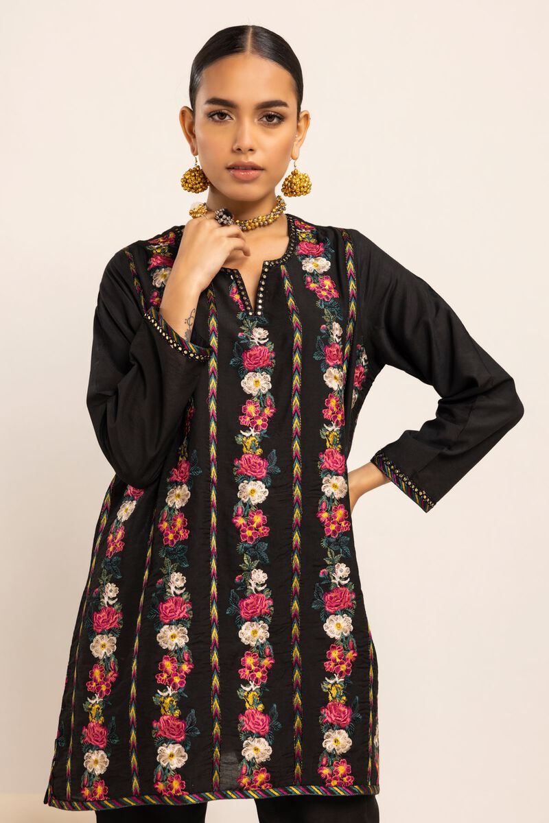  | Kurta | Embroidered | null
