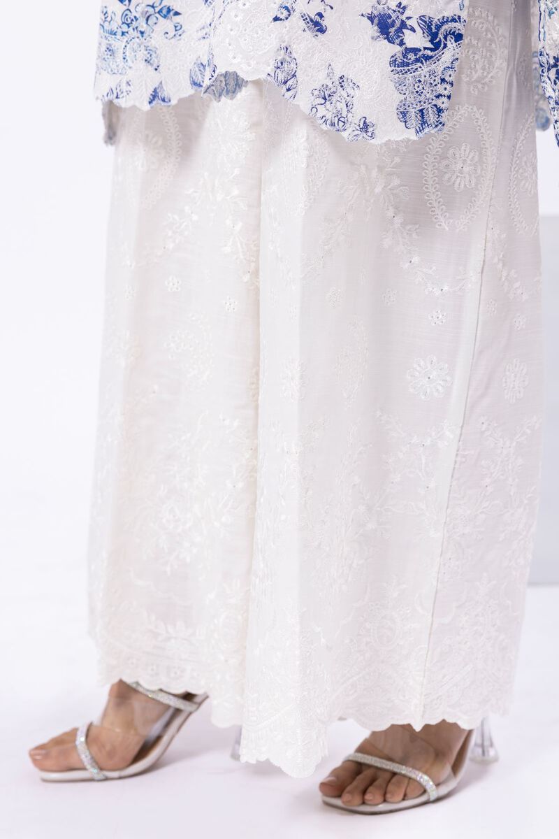  | Pants | Embroidered | null