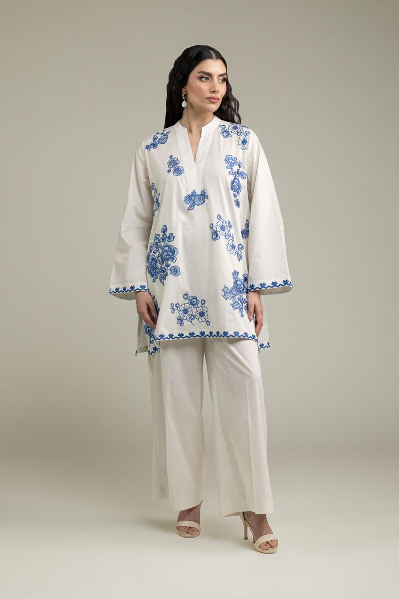 https://us.khaadi.com/dw/image/v2/BJTG_PRD/on/demandware.static/-/Sites-khaadi-master-catalog/default/dw3be88b21/images/hi-res/1-26-231-b-b1_multi_1.jpg?sw=800&sh=1200