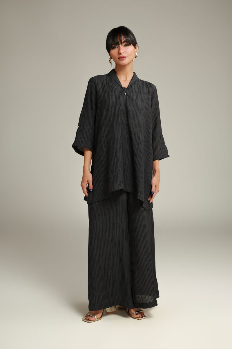 Dyed | Blended Crinkle | Solid Black Pants | USD 30.00