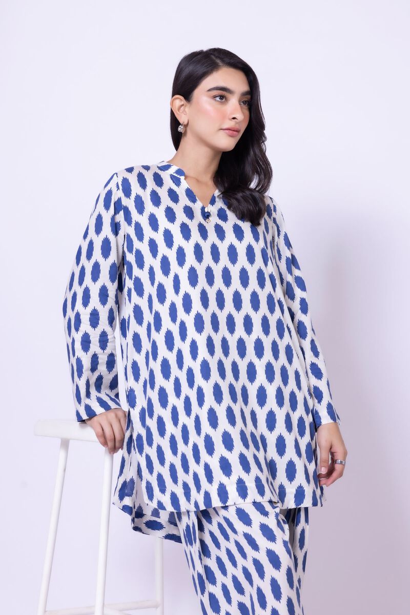 https://us.khaadi.com/dw/image/v2/BJTG_PRD/on/demandware.static/-/Sites-khaadi-master-catalog/default/dw3d224803/images/hi-res/25-09-10e1-03ta_multi_1.jpg?sw=800&sh=1200