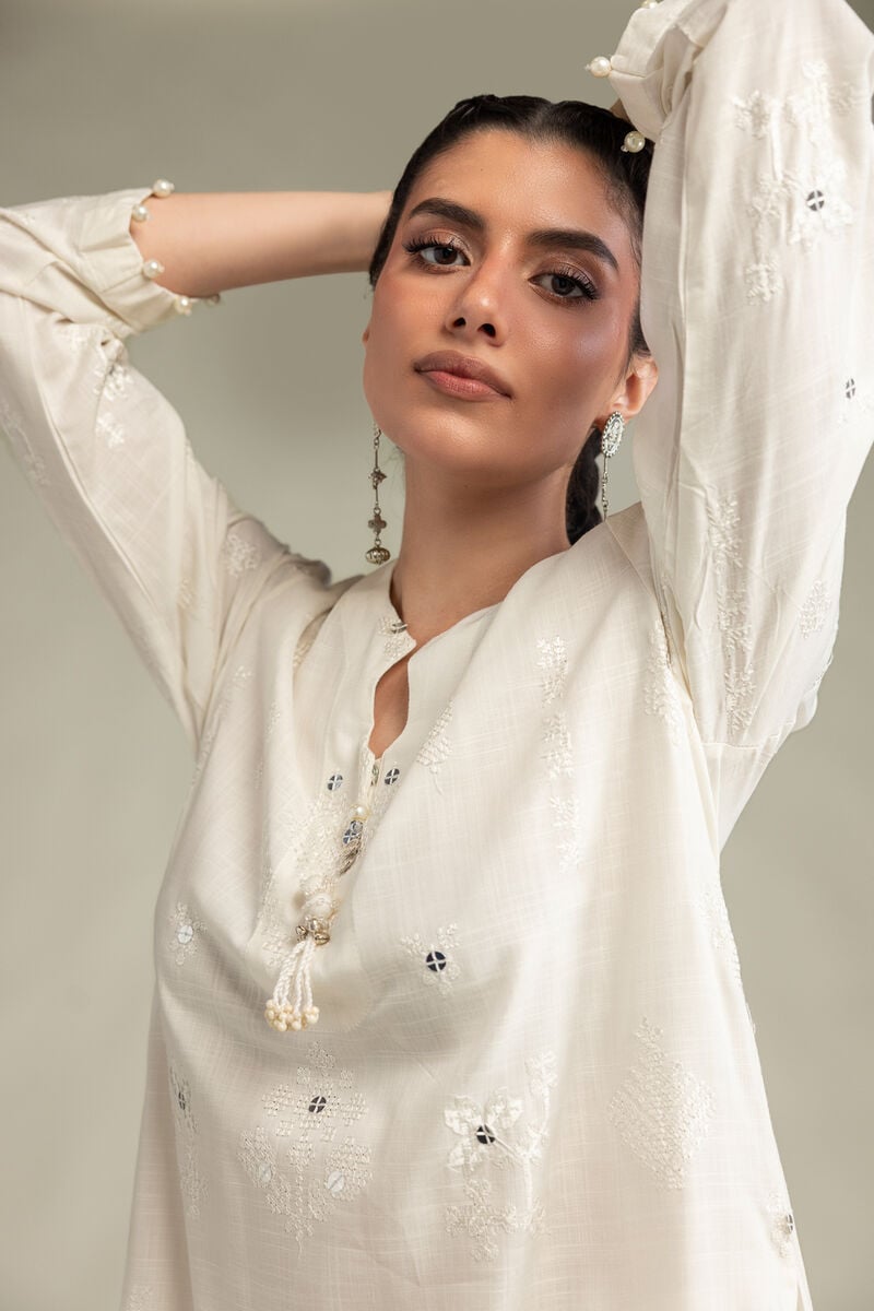 Embroidered | Raw Silk | Floral Silk Kurta | USD 60.00
