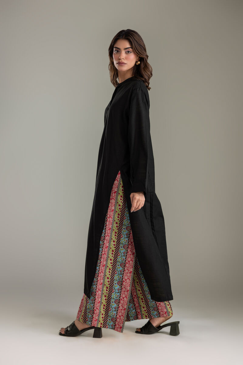 https://us.khaadi.com/dw/image/v2/BJTG_PRD/on/demandware.static/-/Sites-khaadi-master-catalog/default/dw3ead7ffd/images/hi-res/1-26-417-b-j1_multi_1.jpg?sw=800&sh=1200
