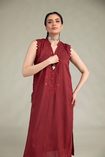 Embroidered | Raw Silk | Sleeveless Longline Kurta | USD 60.00