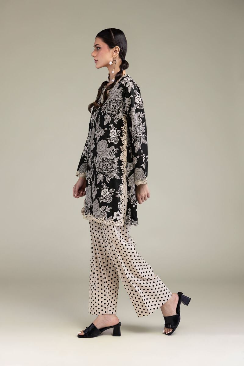 https://us.khaadi.com/dw/image/v2/BJTG_PRD/on/demandware.static/-/Sites-khaadi-master-catalog/default/dw3ee1db3b/images/hi-res/25-09-11e14-03ba_multi_1.jpg?sw=800&sh=1200