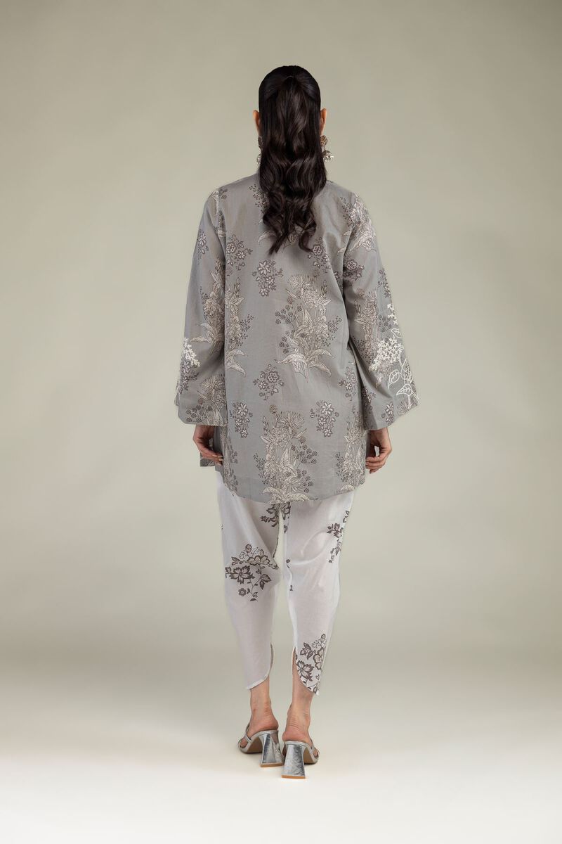 Embroidered | Cambric | Cambric V-Neck Kurta | USD 40.00