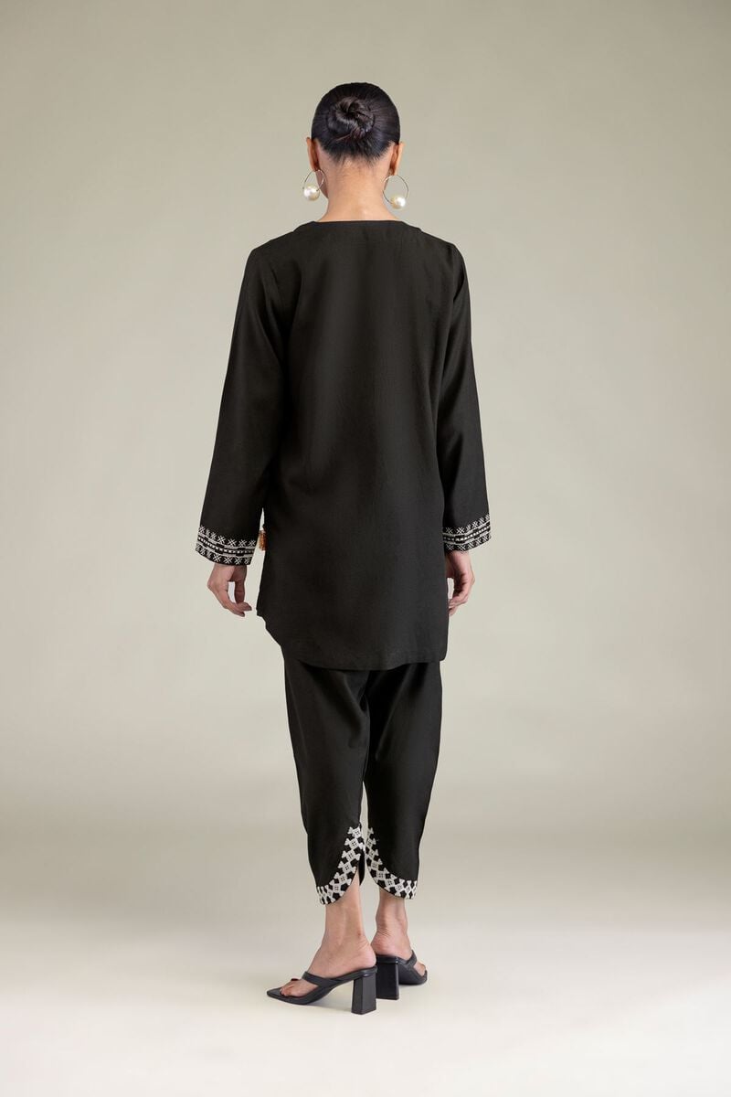 Embroidered | Raw Silk | Black Floral Kurta | USD 45.00