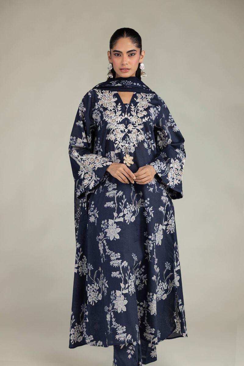 https://us.khaadi.com/dw/image/v2/BJTG_PRD/on/demandware.static/-/Sites-khaadi-master-catalog/default/dw413d2cc6/images/hi-res/1-26-224-a-b1_multi_1.jpg?sw=800&sh=1200