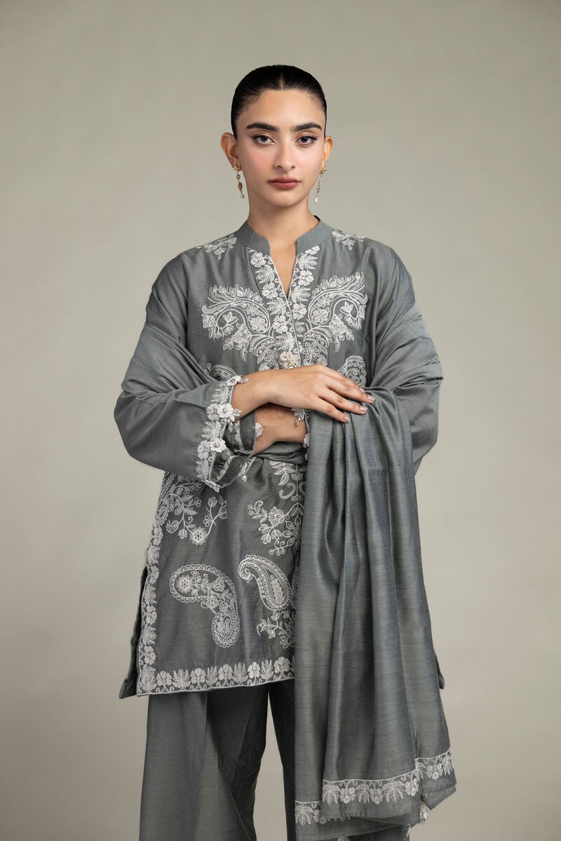 https://us.khaadi.com/dw/image/v2/BJTG_PRD/on/demandware.static/-/Sites-khaadi-master-catalog/default/dw429327e2/images/hi-res/2-26-303-c-f1_multi_1.jpg?sw=800&sh=1200