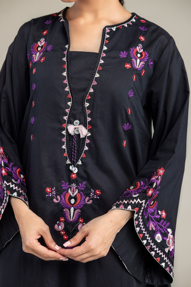 Embroidered | Cambric | Black Cambric Kurta | USD 45.00