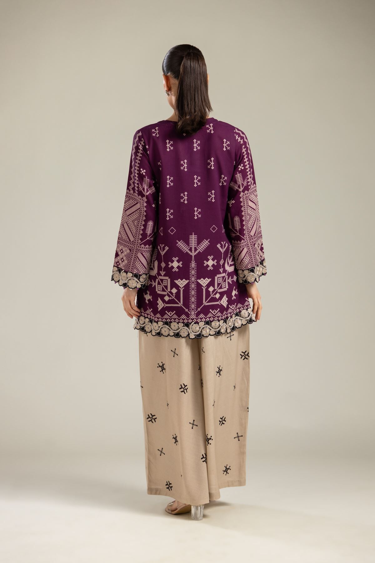 Buy Short Silk Kurta | 55.00 USD | 2-26-202-A-F-VG_MULTI | Khaadi