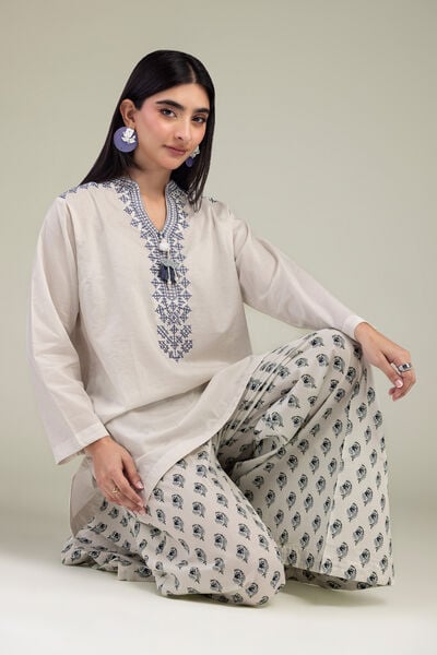 Embroidered | Cambric | White V-Neck Kurta | USD 35.00
