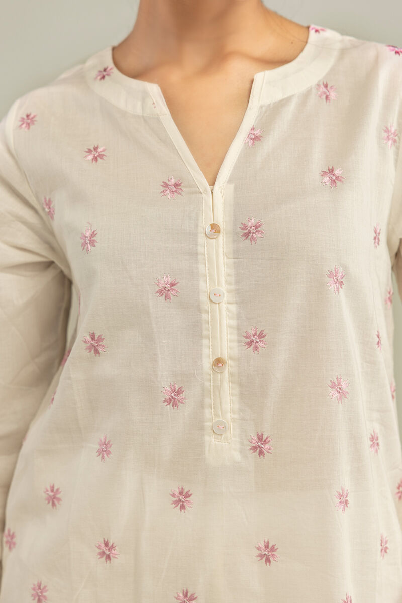 Embroidered | Cambric | Cambric Floral Kurta | USD 40.00