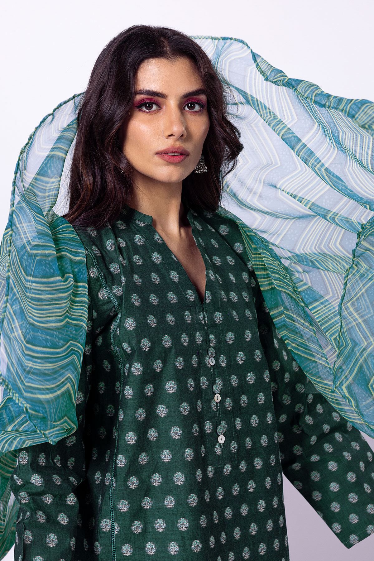 Khaadi khaddar suit 2019 price top