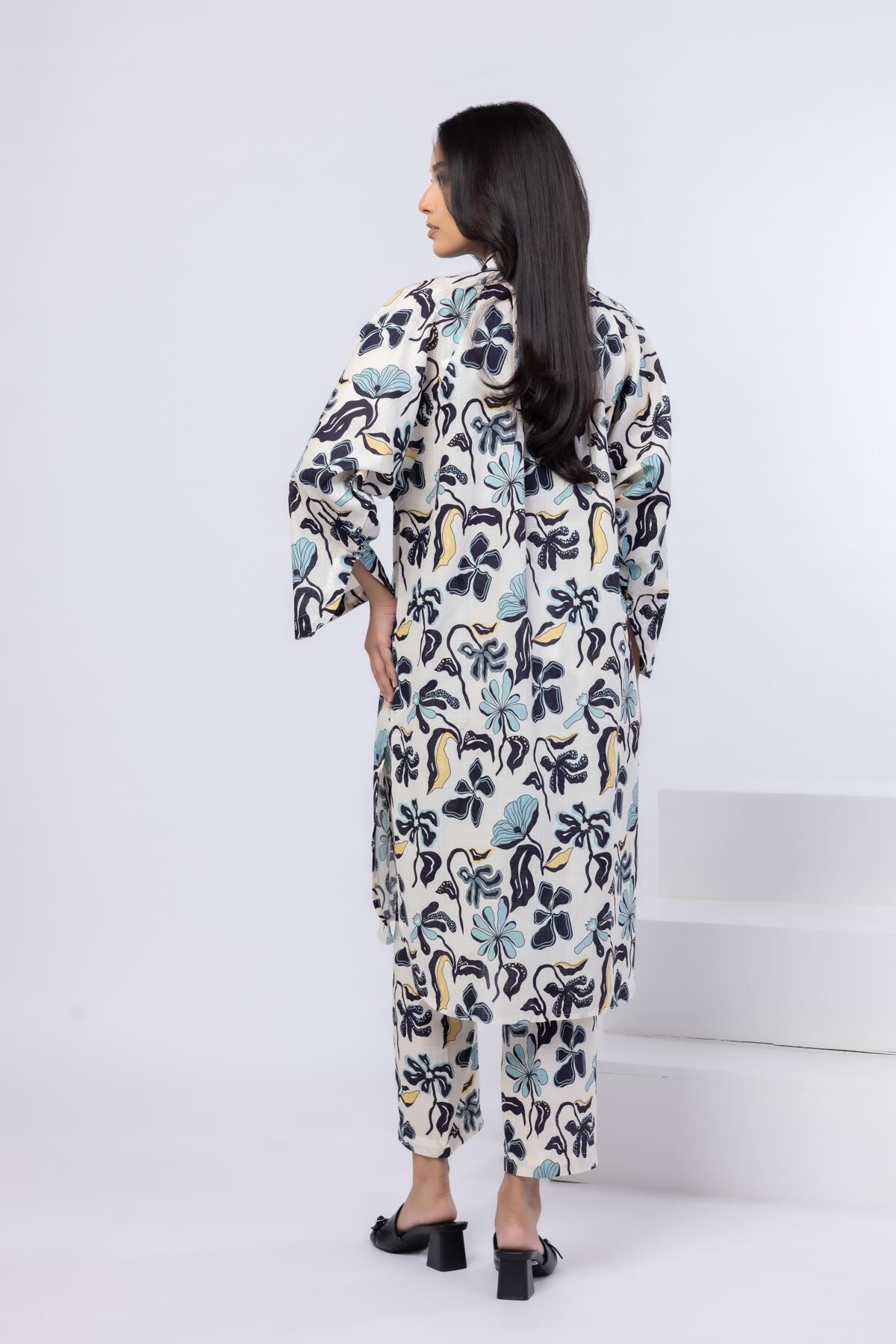 Buy Kurta | 0.0 N/A | 25-08-8E3-03TA-VG_MULTI | Khaadi United States