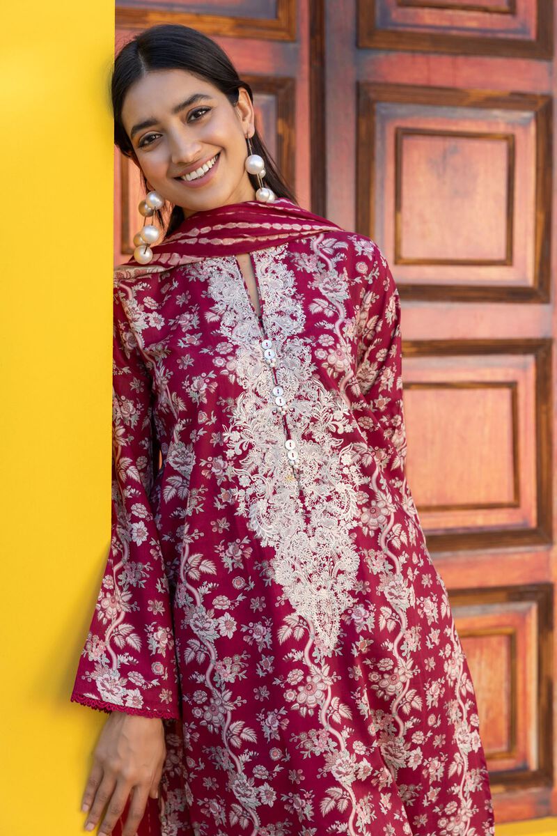 Lawn | Embroidered | Fabrics 3 Piece | USD 40.00