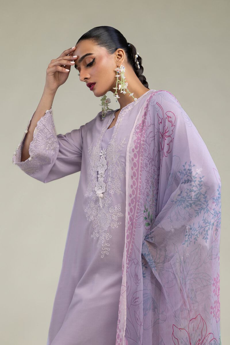 https://us.khaadi.com/dw/image/v2/BJTG_PRD/on/demandware.static/-/Sites-khaadi-master-catalog/default/dw4a4a5171/images/hi-res/2-26-304-c-b1_multi_1.jpg?sw=800&sh=1200