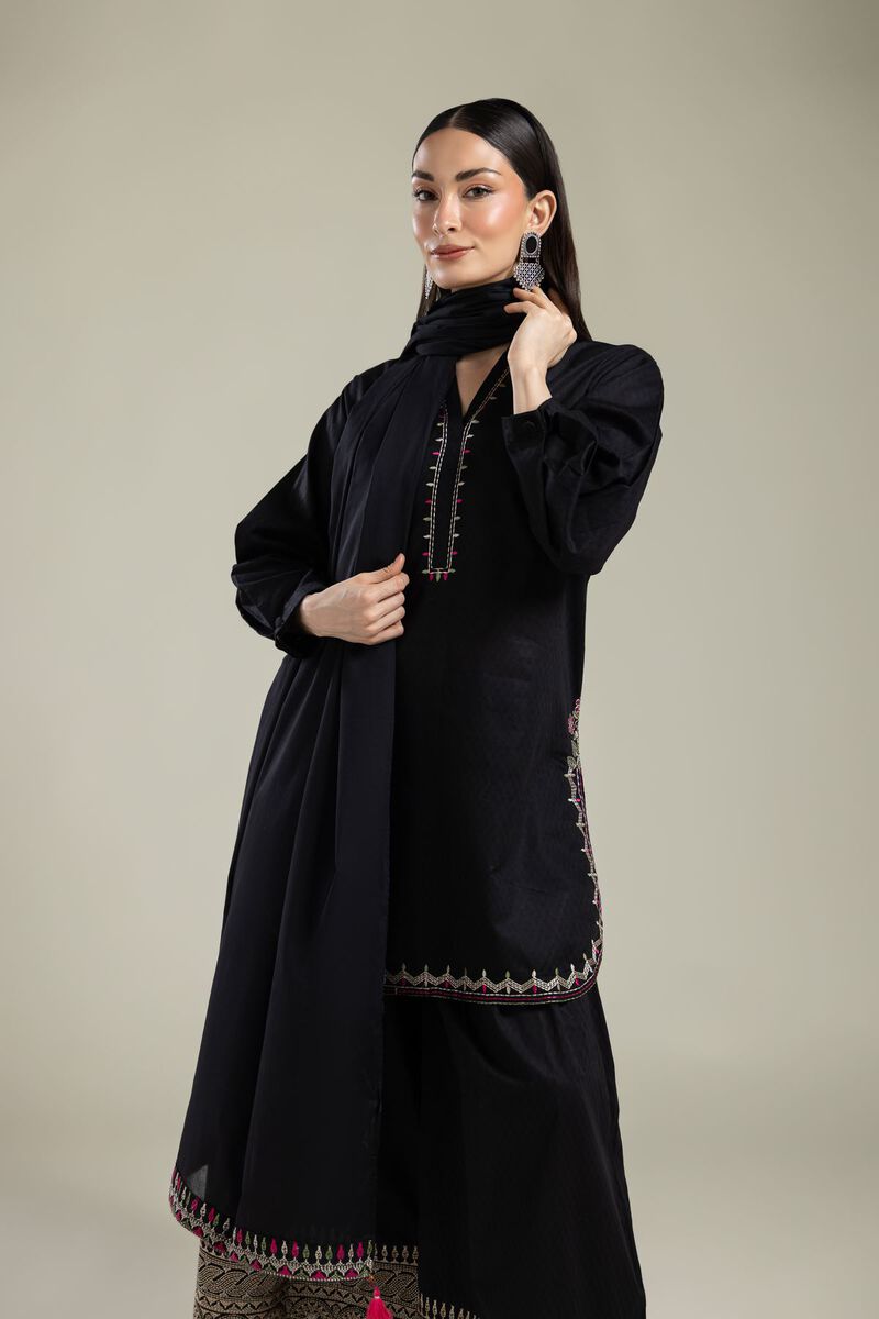 Embroidered | Lawn | Black Lawn Dupatta | USD 30.00