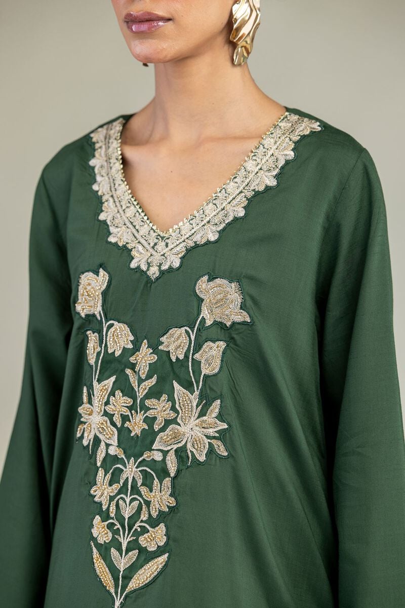 Embroidered | Raw Silk | Floral Green Kurta | USD 60.00