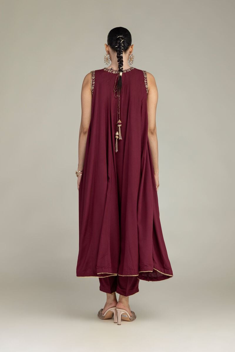 Embroidered | Raw Silk | Maroon Silk Kurta | USD 80.00