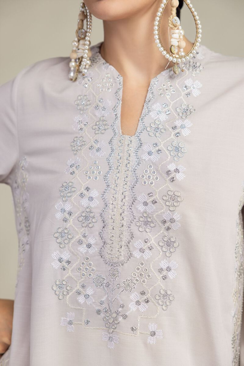Embroidered | Raw Silk | Silk Threadwork Kurta | USD 55.00