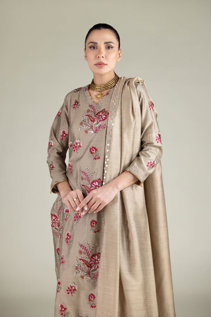 https://us.khaadi.com/dw/image/v2/BJTG_PRD/on/demandware.static/-/Sites-khaadi-master-catalog/default/dw52c27de8/images/hi-res/2-26-105-c-c_multi_1.jpg?sw=800&sh=1200