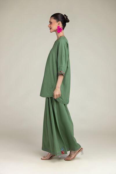 Embroidered | Raw Silk | Green Solid Pants | USD 30.00