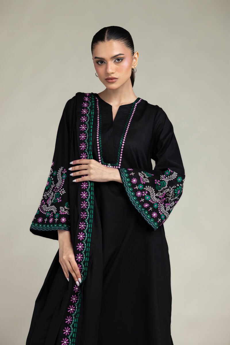 Embroidered | Lawn | Black Lawn Dupatta | USD 35.00