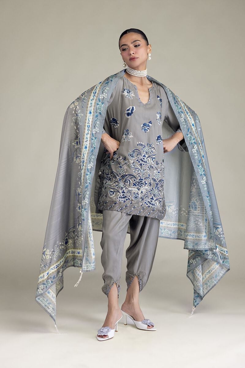 https://us.khaadi.com/dw/image/v2/BJTG_PRD/on/demandware.static/-/Sites-khaadi-master-catalog/default/dw58889e69/images/hi-res/2-26-206-b-h1_multi_1.jpg?sw=800&sh=1200