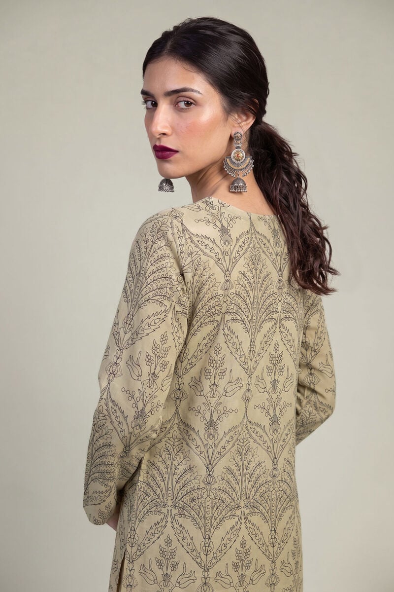 Embroidered | Raw Silk | Beige Silk Kurta | USD 55.00