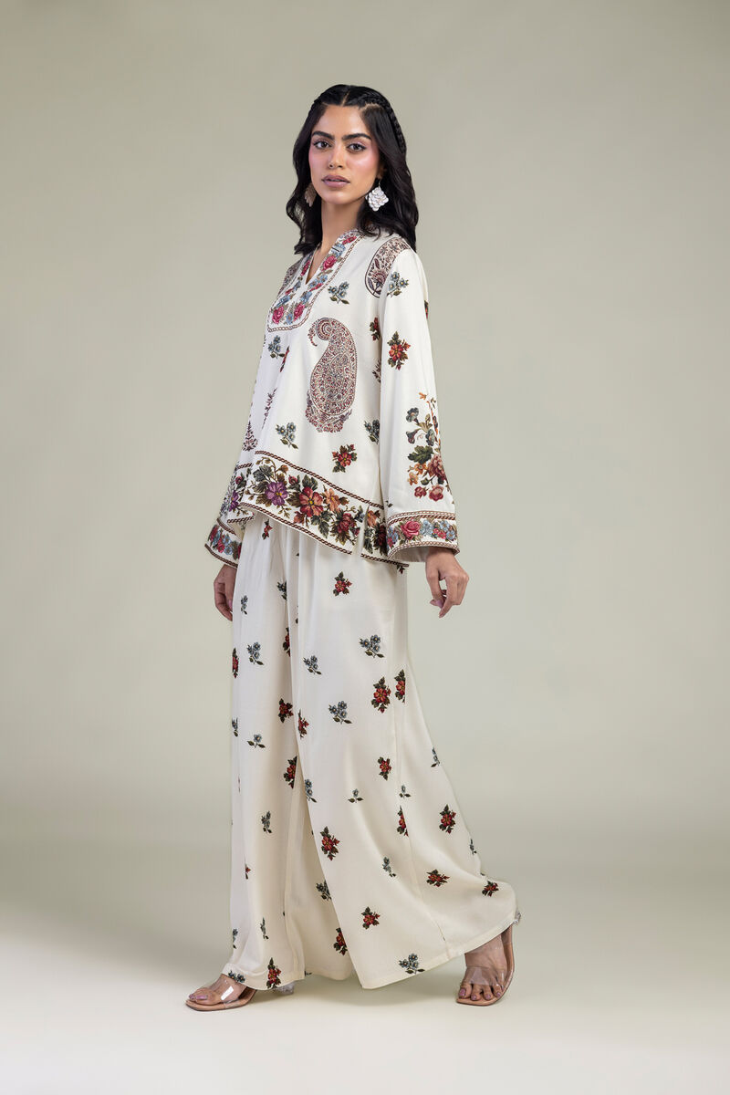 https://us.khaadi.com/dw/image/v2/BJTG_PRD/on/demandware.static/-/Sites-khaadi-master-catalog/default/dw58f7202d/images/hi-res/6-26-301-b-d1_multi_1.jpg?sw=800&sh=1200
