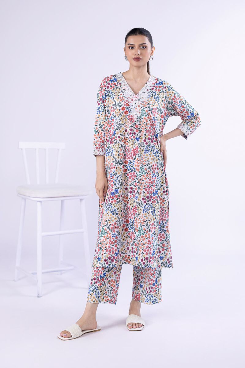 https://us.khaadi.com/dw/image/v2/BJTG_PRD/on/demandware.static/-/Sites-khaadi-master-catalog/default/dw5b049420/images/hi-res/25-04ex21-09ta_multi_1.jpg?sw=800&sh=1200