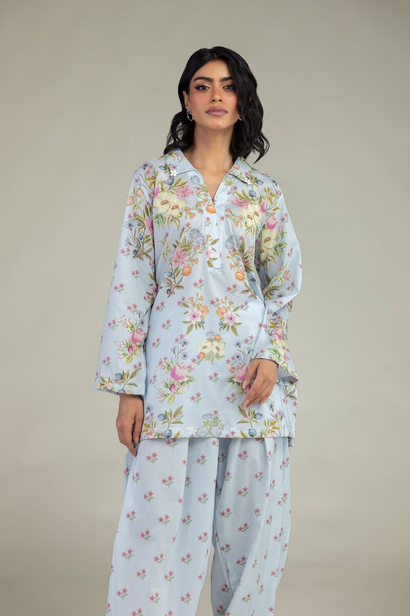 https://us.khaadi.com/dw/image/v2/BJTG_PRD/on/demandware.static/-/Sites-khaadi-master-catalog/default/dw5b3016cd/images/hi-res/1-26-240-a-h2_multi_1.jpg?sw=800&sh=1200