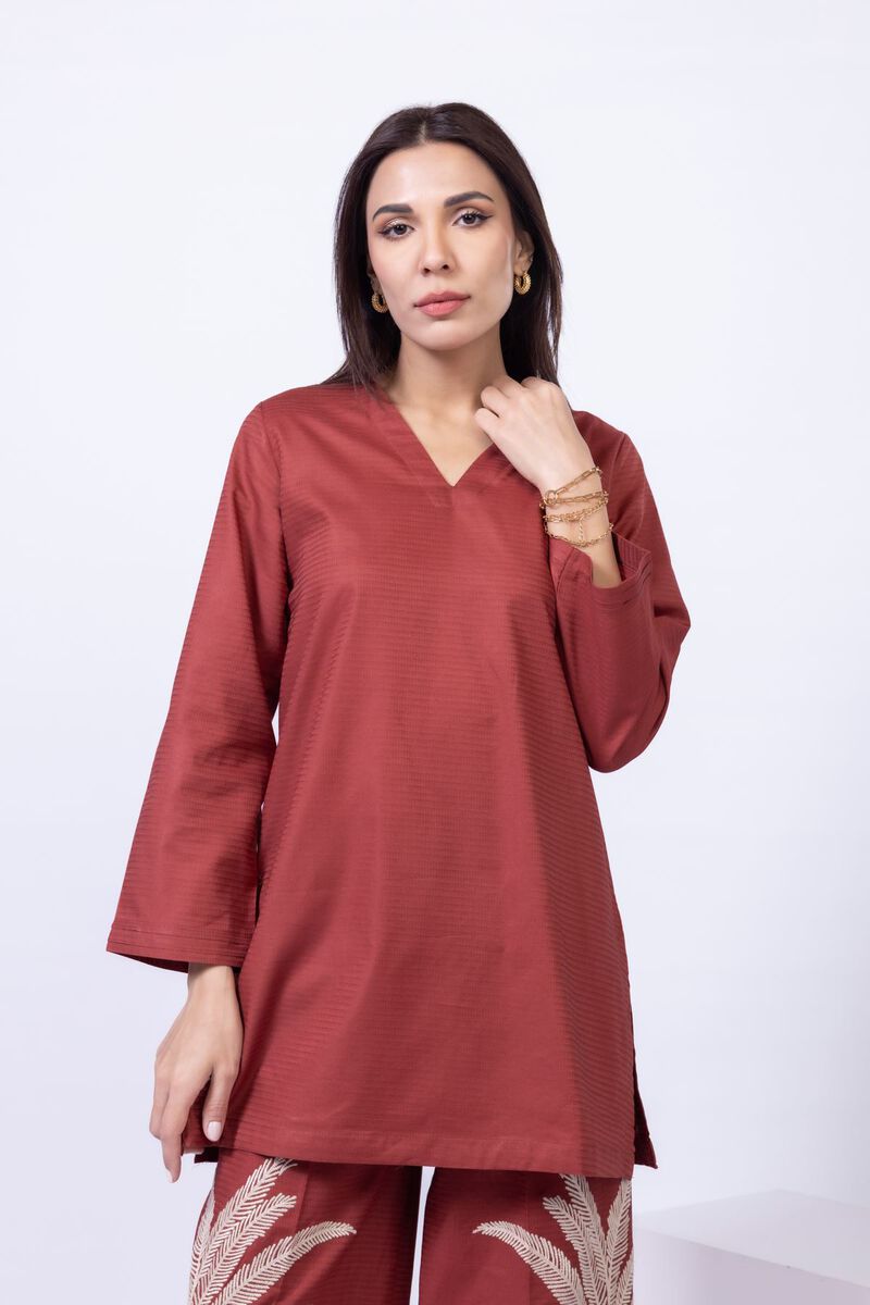 https://us.khaadi.com/dw/image/v2/BJTG_PRD/on/demandware.static/-/Sites-khaadi-master-catalog/default/dw5beb0157/images/hi-res/24-12e07-03ta_multi_1.jpg?sw=800&sh=1200