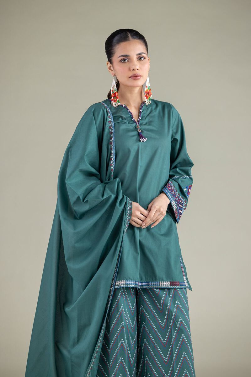 https://us.khaadi.com/dw/image/v2/BJTG_PRD/on/demandware.static/-/Sites-khaadi-master-catalog/default/dw5c513a4e/images/hi-res/1-26-117-c-a_multi_1.jpg?sw=800&sh=1200