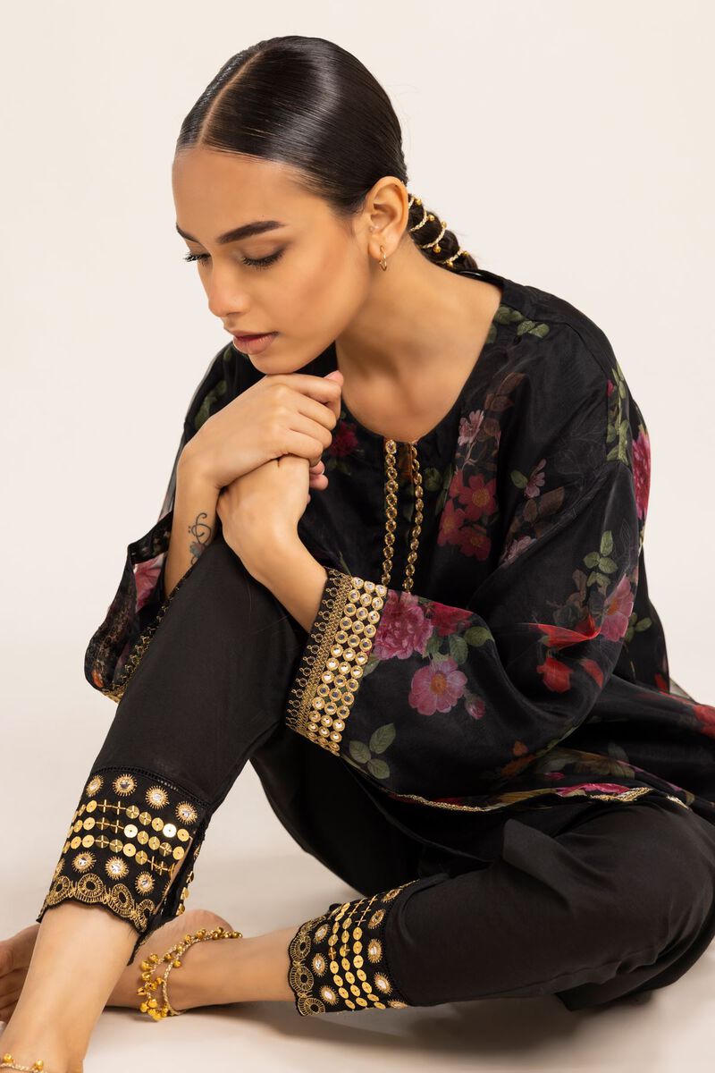  | Kurta | Embroidered | null