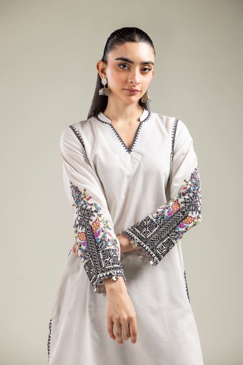 Embroidered | Mesuri | Off-White Longline Kurta | USD 45.00