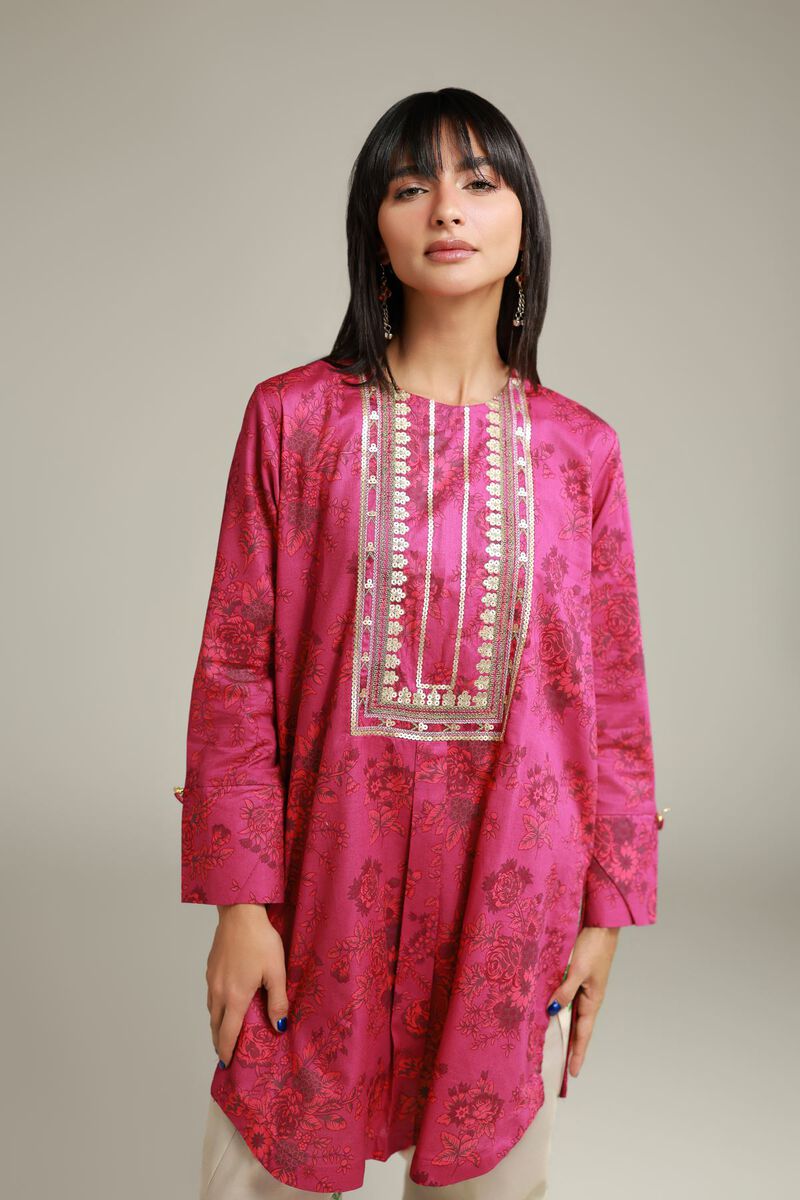 Embroidered | Cambric | Cambric Round-Neck Kurta | USD 35.00