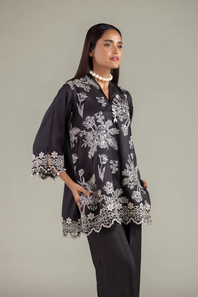 Embroidered | Raw Silk | V-Neck Floral Kurta | USD 60.00