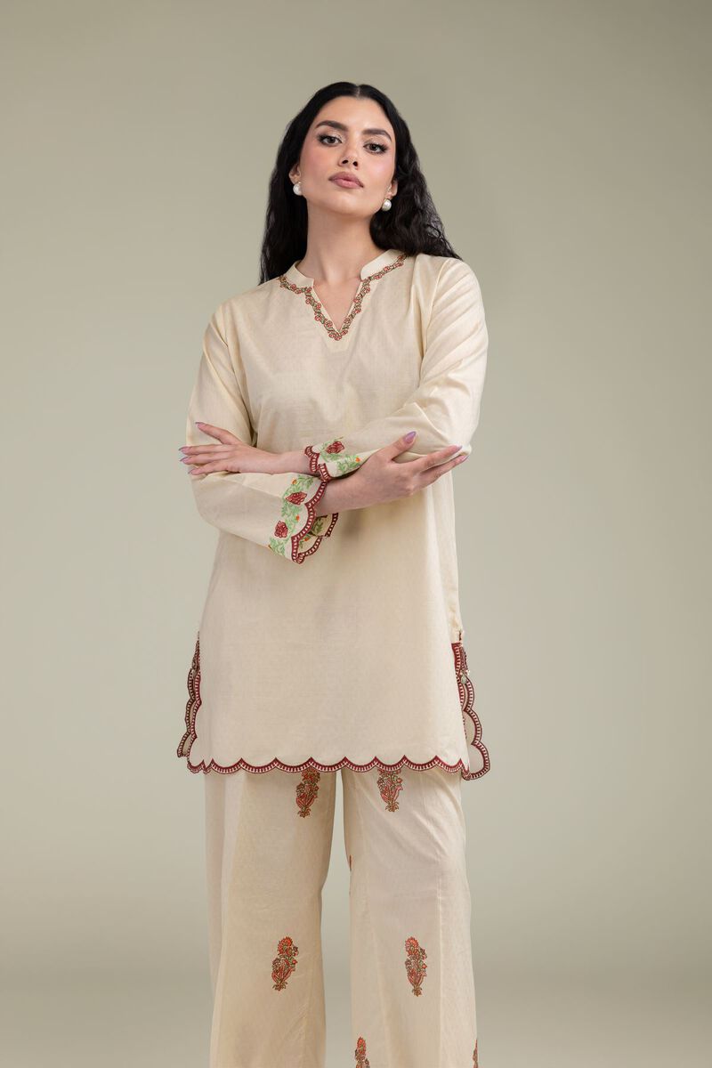 https://us.khaadi.com/dw/image/v2/BJTG_PRD/on/demandware.static/-/Sites-khaadi-master-catalog/default/dw63185090/images/hi-res/25-10-12e1-01tb_multi_1.jpg?sw=800&sh=1200