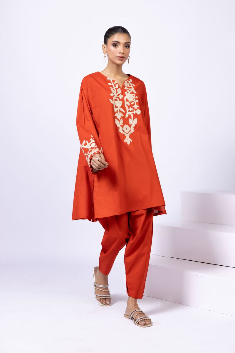 https://us.khaadi.com/dw/image/v2/BJTG_PRD/on/demandware.static/-/Sites-khaadi-master-catalog/default/dw66cf2e48/images/hi-res/25-01e10-07ba_multi_1.jpg?sw=800&sh=1200