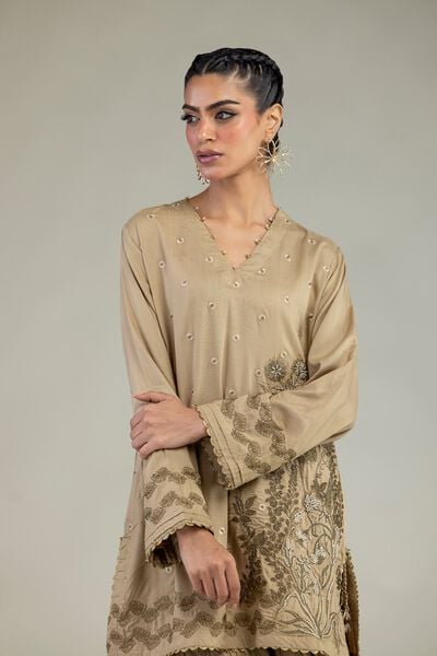Embroidered | Raw Silk | Floral V-Neck Kurta | USD 60.00