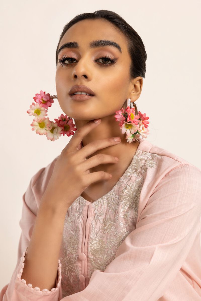  | Kurta | Embroidered | null