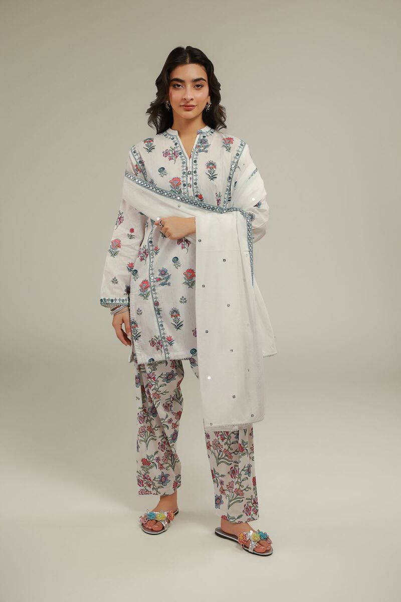 https://us.khaadi.com/dw/image/v2/BJTG_PRD/on/demandware.static/-/Sites-khaadi-master-catalog/default/dw6a79bf29/images/hi-res/1-26-128-c-c_multi_1.jpg?sw=800&sh=1200