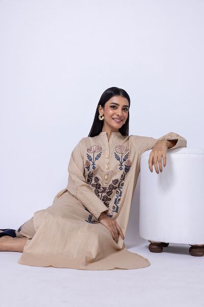  | Kurta | Embroidered | USD 30.00