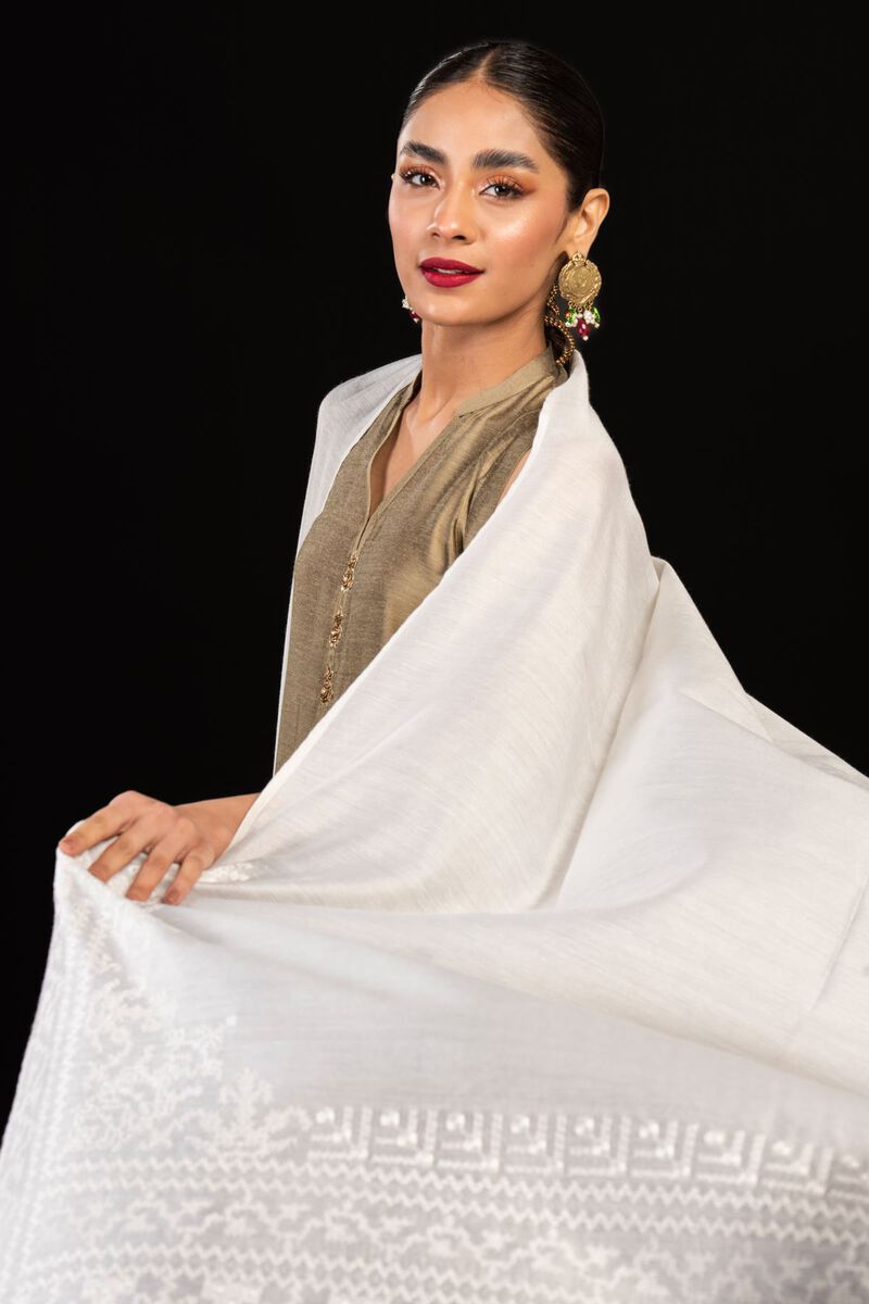  | Dupatta | Embroidered | null